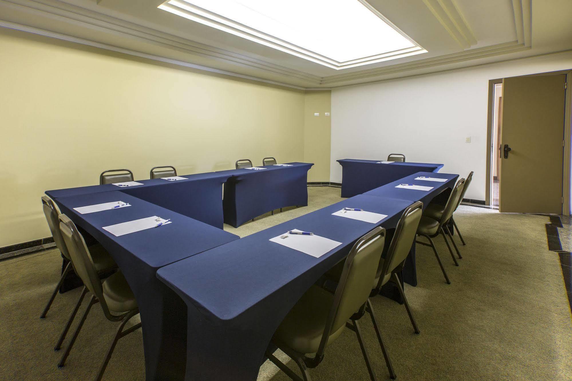 Astron Suites Sao Jose Dos Pinhais By Nobile Dış mekan fotoğraf